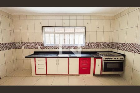 Casa à venda com 175m², 3 quartos e 2 vagas Casa à venda com 175m², 3 quartos e 2 vagasCozinha