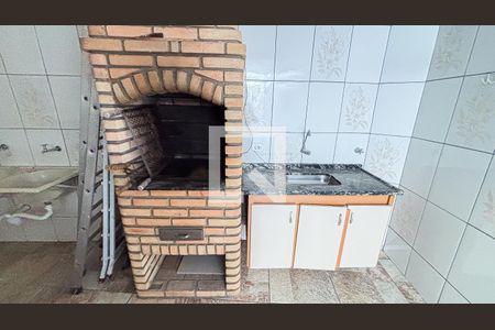 Casa à venda com 175m², 3 quartos e 2 vagas Casa à venda com 175m², 3 quartos e 2 vagasÁrea de Serviço