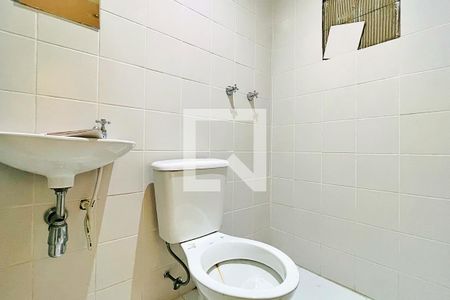 Apartamento à venda com 194m², 4 quartos e 3 vagas Apartamento à venda com 194m², 4 quartos e 3 vagasBanheiro de serviço