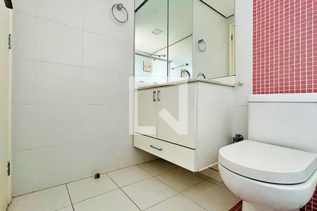 Apartamento à venda com 194m², 4 quartos e 3 vagas Apartamento à venda com 194m², 4 quartos e 3 vagasBanheiro