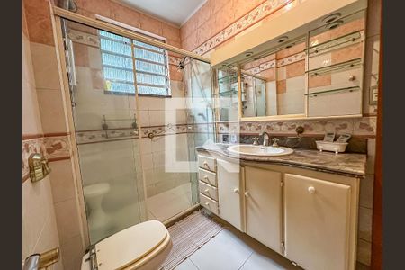 Apartamento para alugar com 189m², 4 quartos e 1 vaga Apartamento para alugar com 189m², 4 quartos e 1 vagaBanheiro/Suíte
