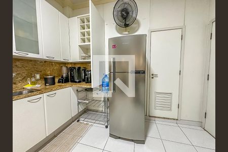 Apartamento para alugar com 189m², 4 quartos e 1 vaga Apartamento para alugar com 189m², 4 quartos e 1 vagaCozinha