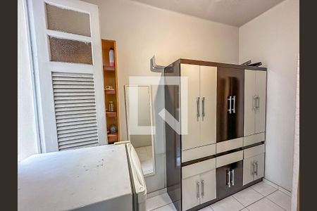 Apartamento para alugar com 189m², 4 quartos e 1 vaga Apartamento para alugar com 189m², 4 quartos e 1 vagaLavanderia