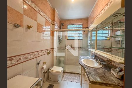 Apartamento para alugar com 189m², 4 quartos e 1 vaga Apartamento para alugar com 189m², 4 quartos e 1 vagaBanheiro/Suíte