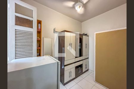 Apartamento para alugar com 189m², 4 quartos e 1 vaga Apartamento para alugar com 189m², 4 quartos e 1 vagaLavanderia