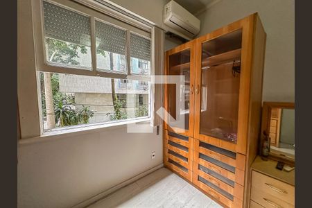 Apartamento para alugar com 189m², 4 quartos e 1 vaga Apartamento para alugar com 189m², 4 quartos e 1 vagaCloset/Suíte