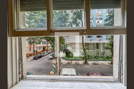 Apartamento para alugar com 189m², 4 quartos e 1 vaga Apartamento para alugar com 189m², 4 quartos e 1 vagaCloset/Suíte