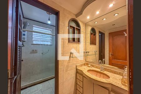 Apartamento para alugar com 189m², 4 quartos e 1 vaga Apartamento para alugar com 189m², 4 quartos e 1 vagaBanheiro/Suíte 2