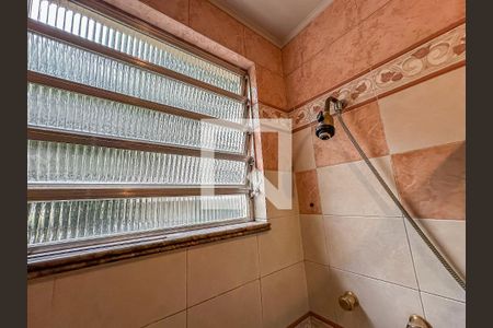 Apartamento para alugar com 189m², 4 quartos e 1 vaga Apartamento para alugar com 189m², 4 quartos e 1 vagaBanheiro/Suíte