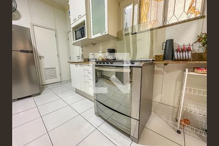 Apartamento para alugar com 189m², 4 quartos e 1 vaga Apartamento para alugar com 189m², 4 quartos e 1 vagaCozinha