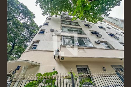 Apartamento para alugar com 189m², 4 quartos e 1 vaga Apartamento para alugar com 189m², 4 quartos e 1 vagaFachada