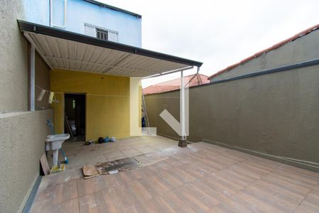 Casa à venda com 159m², 3 quartos e 3 vagas Casa à venda com 159m², 3 quartos e 3 vagasÁrea externa