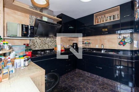 Apartamento à venda com 140m², 3 quartos e 2 vagasCozinha