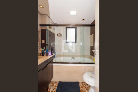 Apartamento à venda com 140m², 3 quartos e 2 vagasBanheiro - Suíte