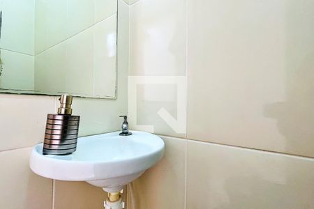 Casa à venda com 172m², 3 quartos e 2 vagasLavabo