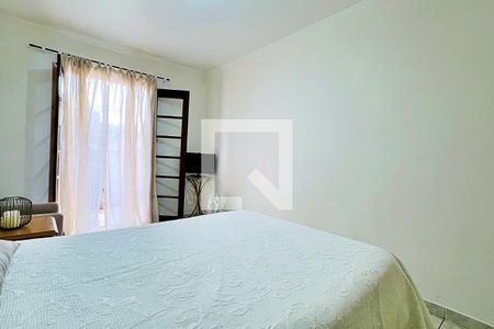 Casa à venda com 172m², 3 quartos e 2 vagasQuarto 2 - Casa 1