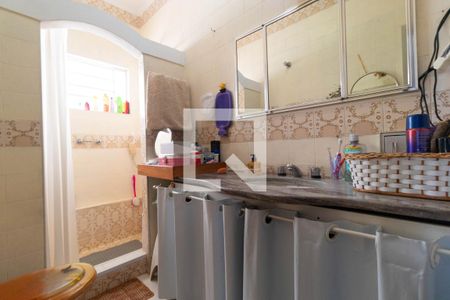 Casa à venda com 400m², 4 quartos e 2 vagas Casa à venda com 400m², 4 quartos e 2 vagasBanheiro da Suíte