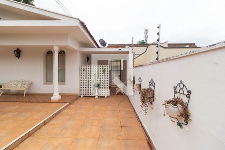 Casa à venda com 400m², 4 quartos e 2 vagas Casa à venda com 400m², 4 quartos e 2 vagasGaragem