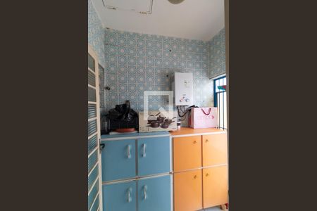 Casa à venda com 400m², 4 quartos e 2 vagas Casa à venda com 400m², 4 quartos e 2 vagasCozinha