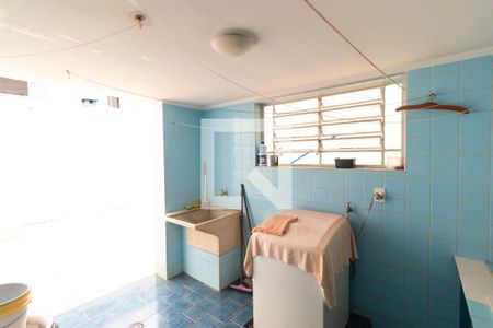 Casa à venda com 400m², 4 quartos e 2 vagas Casa à venda com 400m², 4 quartos e 2 vagasÁrea de Serviço