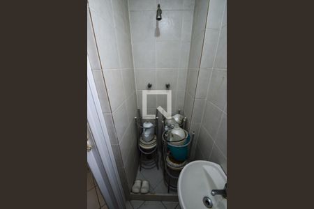 Apartamento à venda com 200m², 4 quartos e 3 vagas Apartamento à venda com 200m², 4 quartos e 3 vagasBanheiro de Serviço