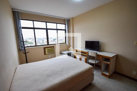 Apartamento à venda com 200m², 4 quartos e 3 vagas Apartamento à venda com 200m², 4 quartos e 3 vagasQuarto 2 - Suíte