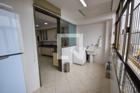 Apartamento à venda com 200m², 4 quartos e 3 vagas Apartamento à venda com 200m², 4 quartos e 3 vagasÁrea de Serviço