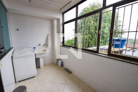 Apartamento à venda com 200m², 4 quartos e 3 vagas Apartamento à venda com 200m², 4 quartos e 3 vagasÁrea de Serviço