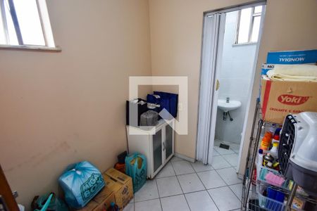Apartamento à venda com 200m², 4 quartos e 3 vagas Apartamento à venda com 200m², 4 quartos e 3 vagasQuarto de Serviço