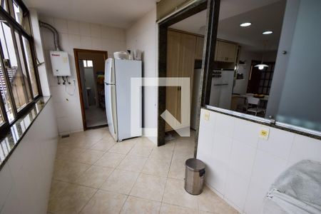 Apartamento à venda com 200m², 4 quartos e 3 vagas Apartamento à venda com 200m², 4 quartos e 3 vagasÁrea de Serviço
