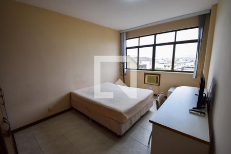Apartamento à venda com 200m², 4 quartos e 3 vagas Apartamento à venda com 200m², 4 quartos e 3 vagasQuarto 2 - Suíte