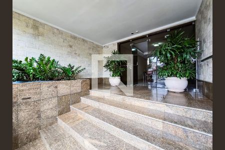 Apartamento à venda com 200m², 4 quartos e 3 vagas Apartamento à venda com 200m², 4 quartos e 3 vagasHall de entrada