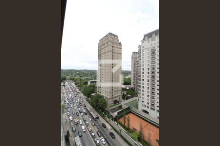 Apartamento à venda com 472m², 5 quartos e 4 vagasVista da Suíte 1