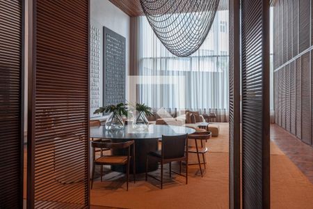 Apartamento à venda com 472m², 5 quartos e 4 vagas Apartamento à venda com 472m², 5 quartos e 4 vagasÁrea Comum - Salão de Festas