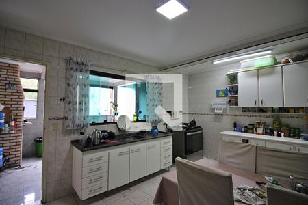 Casa à venda com 306m², 3 quartos e 2 vagasCozinha