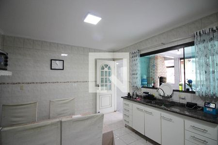 Casa à venda com 306m², 3 quartos e 2 vagasCozinha