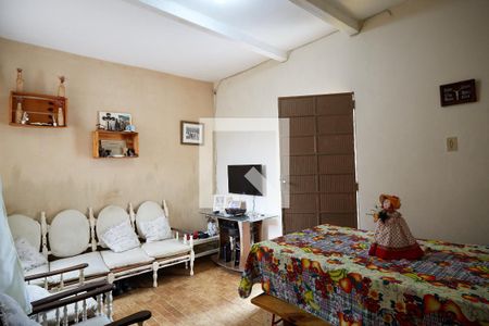 Casa à venda com 360m², 4 quartos e 3 vagasSala