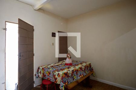 Casa à venda com 360m², 4 quartos e 3 vagasSala