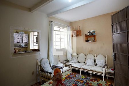 Casa à venda com 360m², 4 quartos e 3 vagasSala