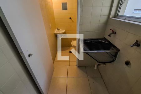 Apartamento à venda com 55m², 2 quartos e sem vaga Apartamento à venda com 55m², 2 quartos e sem vagaÁrea de Serviço