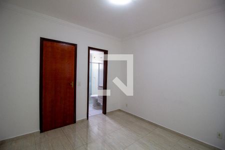 Apartamento para alugar com 67m², 2 quartos e 2 vagas Apartamento para alugar com 67m², 2 quartos e 2 vagasSuíte