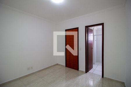 Apartamento para alugar com 67m², 2 quartos e 2 vagas Apartamento para alugar com 67m², 2 quartos e 2 vagasSuíte