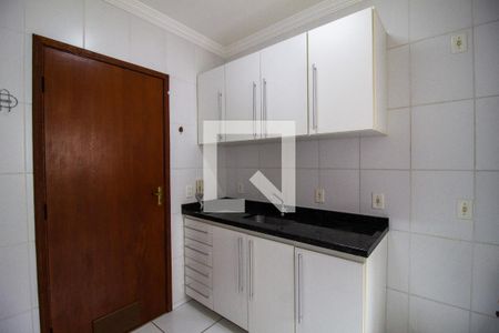 Apartamento para alugar com 67m², 2 quartos e 2 vagas Apartamento para alugar com 67m², 2 quartos e 2 vagasCozinha