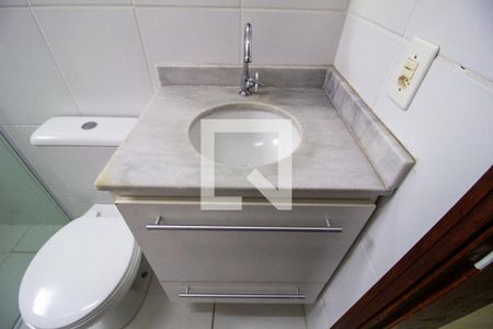 Apartamento para alugar com 67m², 2 quartos e 2 vagas Apartamento para alugar com 67m², 2 quartos e 2 vagasBanheiro da Suíte