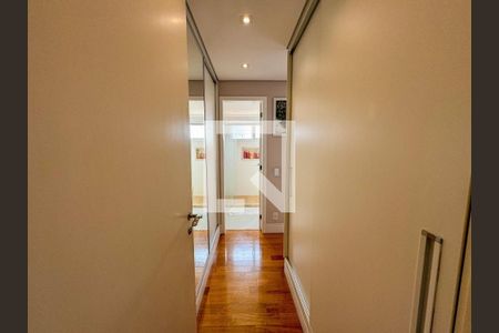 Apartamento à venda com 136m², 3 quartos e 2 vagas Apartamento à venda com 136m², 3 quartos e 2 vagasFoto 17
