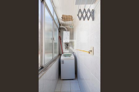 Apartamento à venda com 71m², 2 quartos e 2 vagasÁrea de Serviço