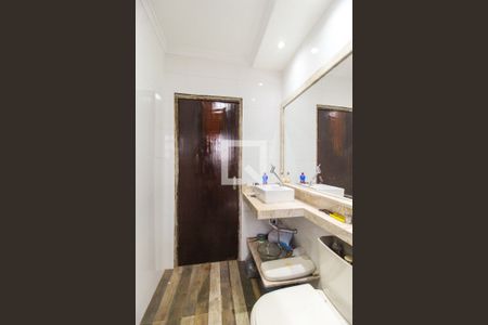 Casa à venda com 149m², 3 quartos e 3 vagas Casa à venda com 149m², 3 quartos e 3 vagasBanheiro da Suíte