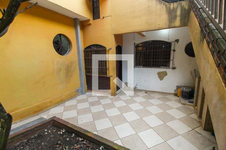 Casa à venda com 149m², 3 quartos e 3 vagas Casa à venda com 149m², 3 quartos e 3 vagasQuintal