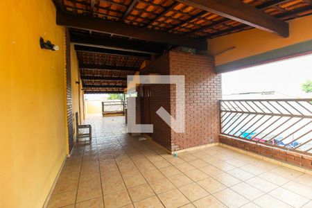 Casa à venda com 149m², 3 quartos e 3 vagas Casa à venda com 149m², 3 quartos e 3 vagasÁrea Gourmet