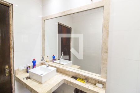 Casa à venda com 149m², 3 quartos e 3 vagas Casa à venda com 149m², 3 quartos e 3 vagasBanheiro da Suíte